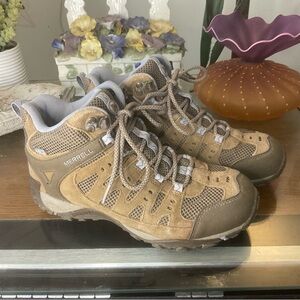MERRELL WOMENS ACCENTOR 2 MID VENT WTRPRF HIKING SHOES SZ 7
